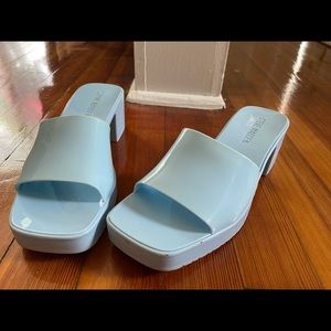 Steve Madden Baby Blue Harlin Sandal